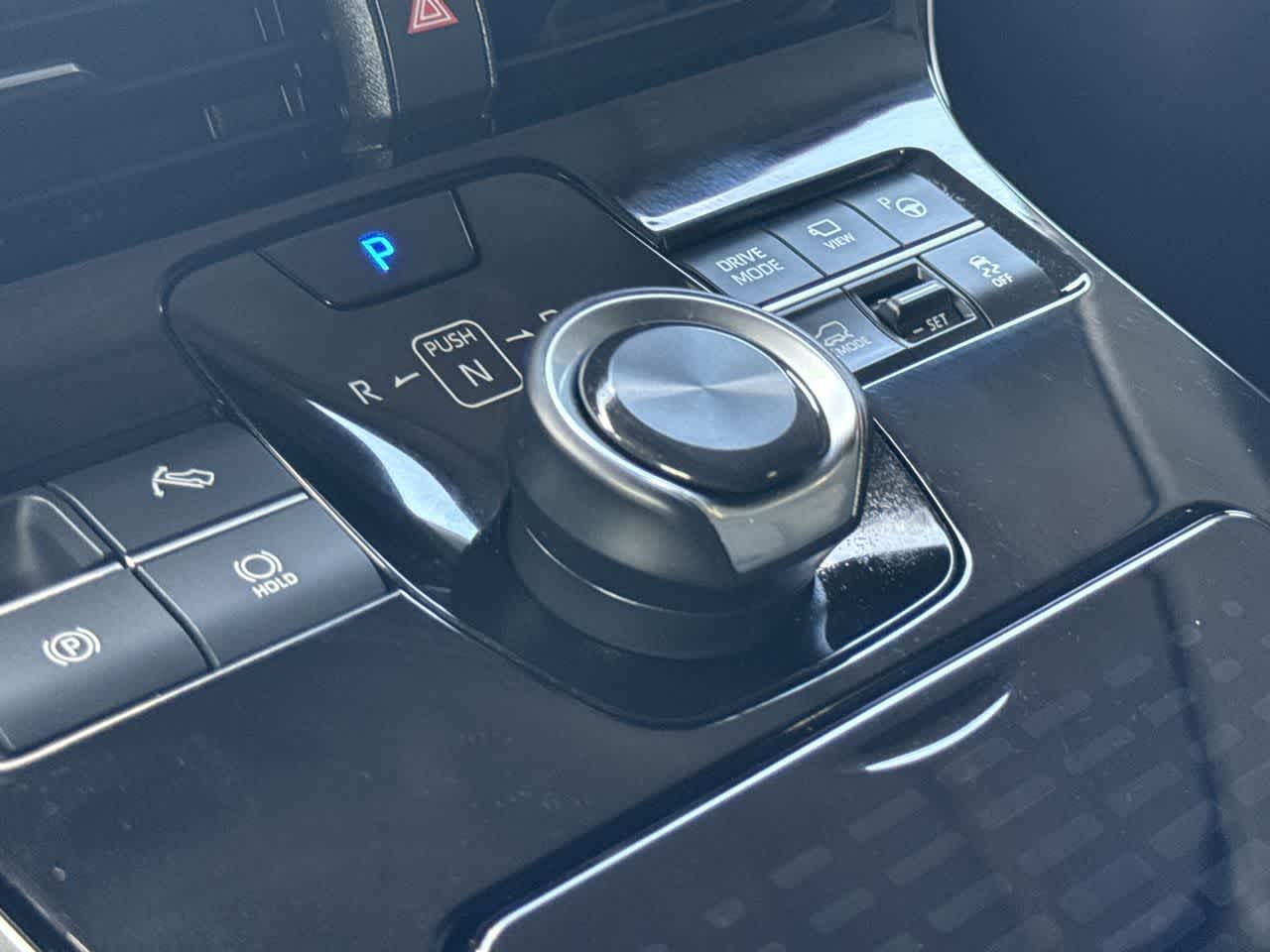 Thumbnail: 2025 Subaru Solterra - 21