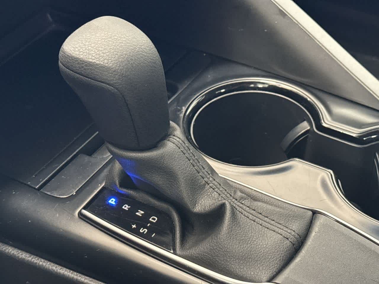Thumbnail: 2020 Toyota Camry - 21