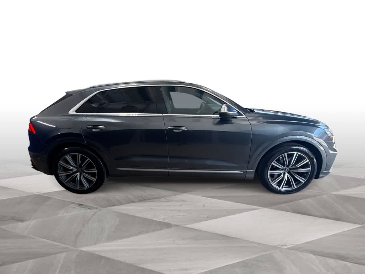 Thumbnail: 2023 Audi SQ8 - 9