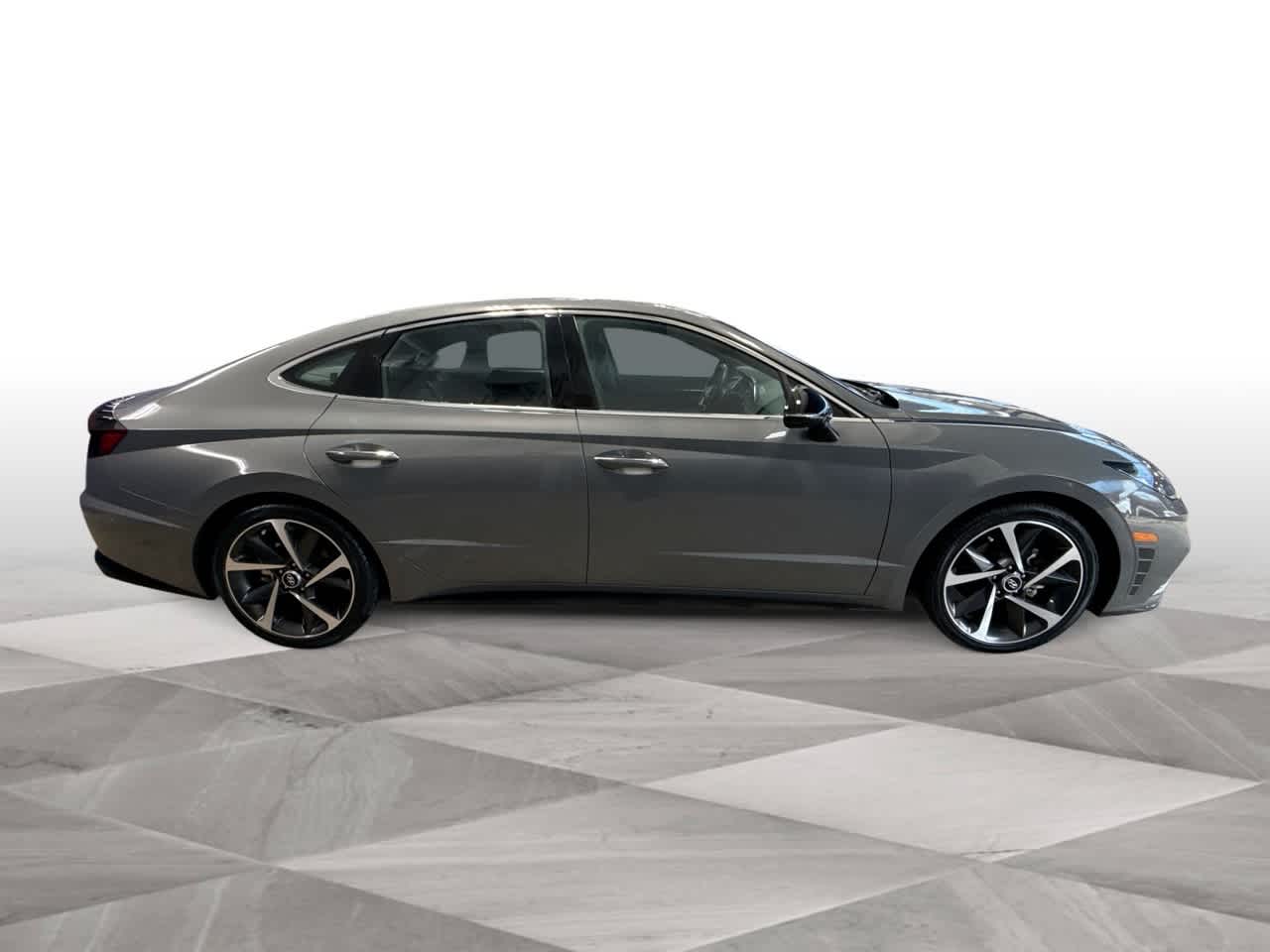 Thumbnail: 2022 Hyundai Sonata - 9