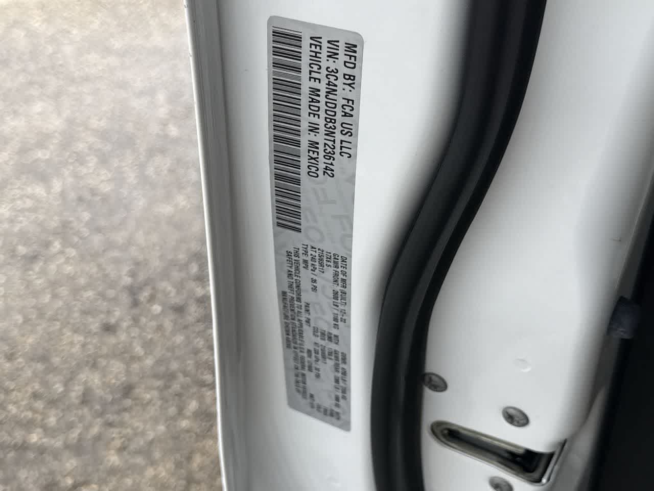 Thumbnail: 2022 Jeep Compass - 29