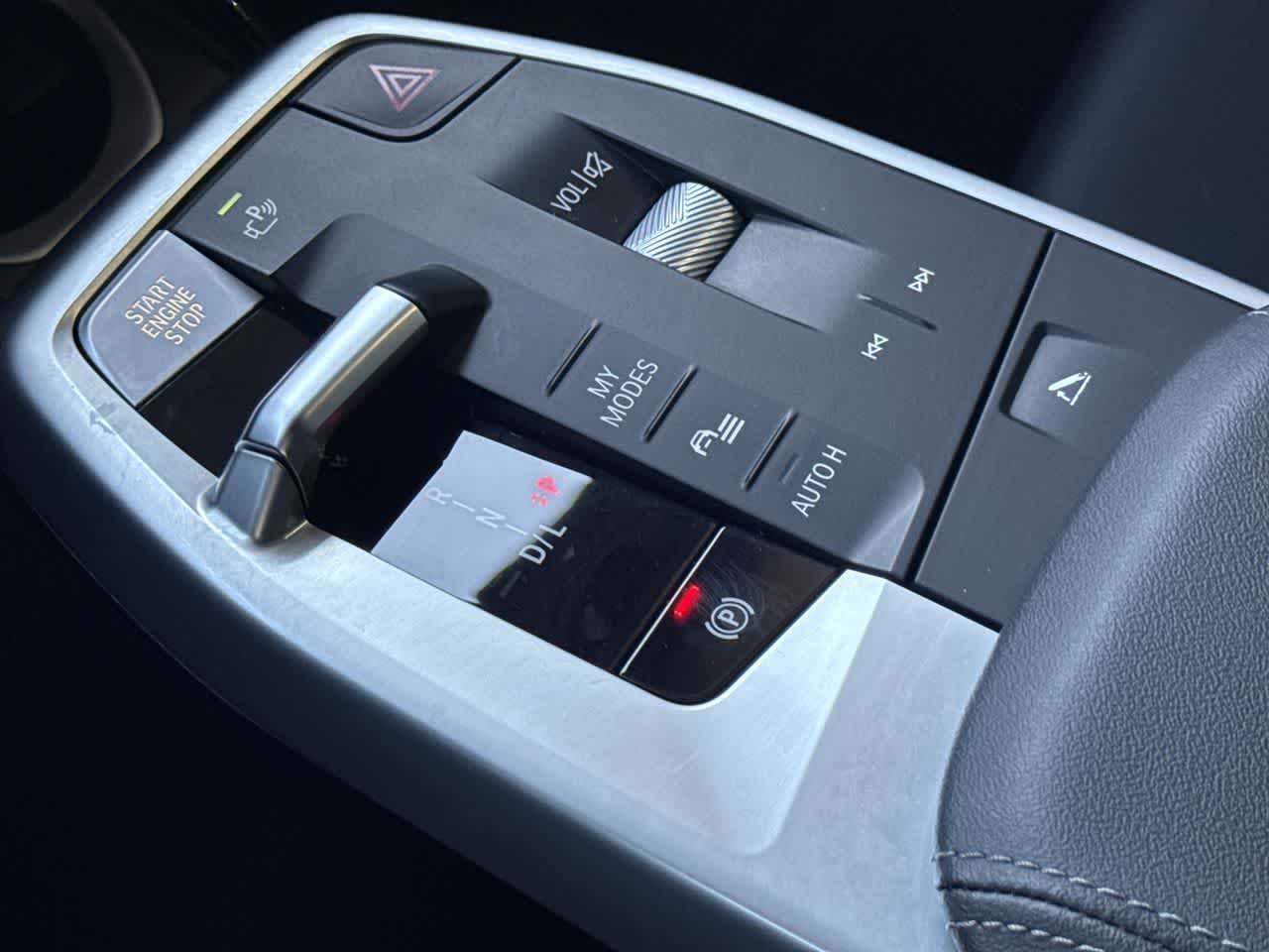 Thumbnail: 2025 BMW X1 - 21