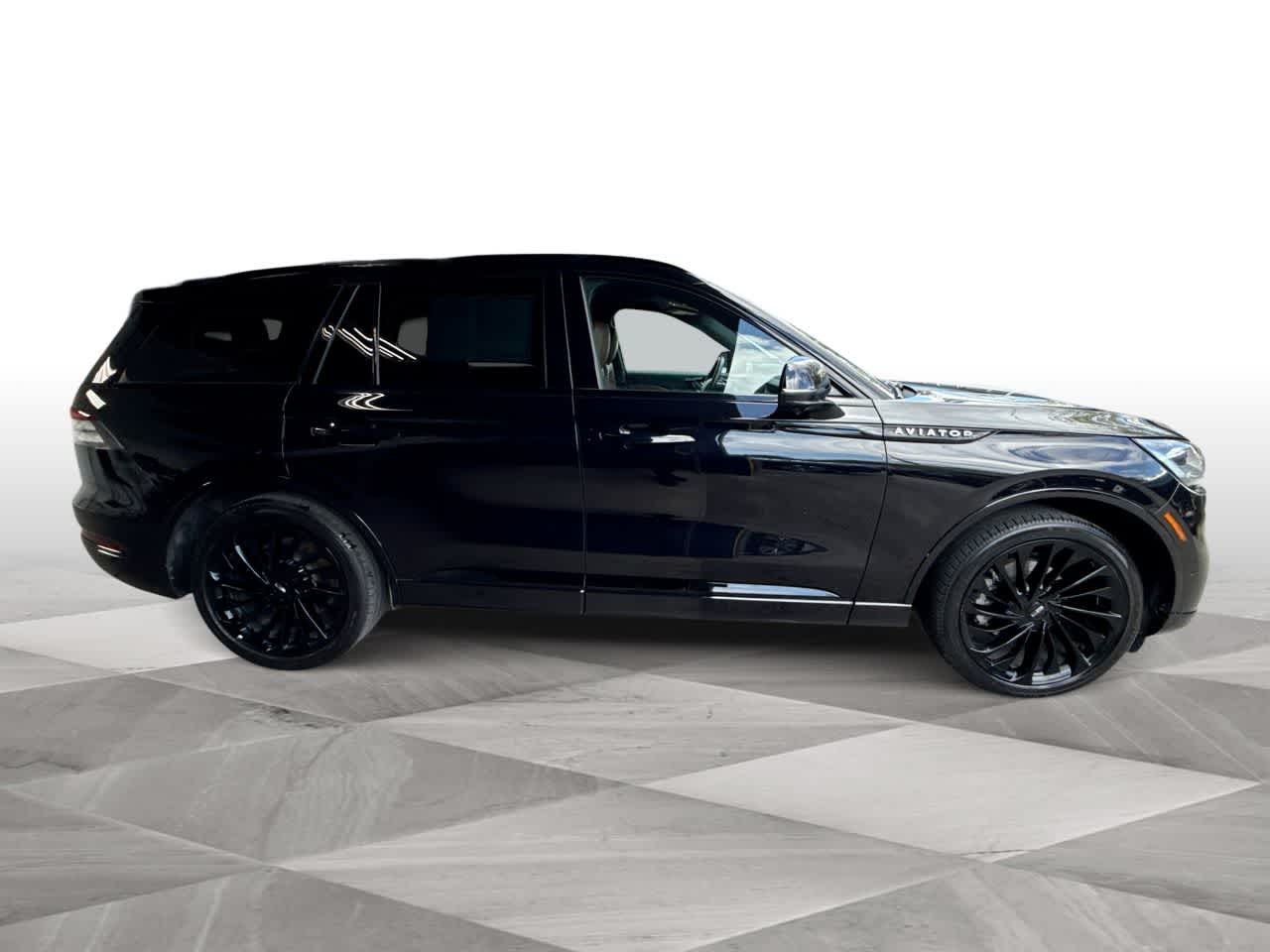 Thumbnail: 2024 Lincoln Aviator - 9
