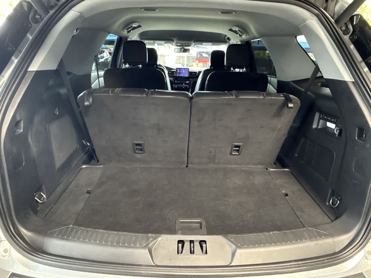 Thumbnail: 2023 Ford Explorer - 25