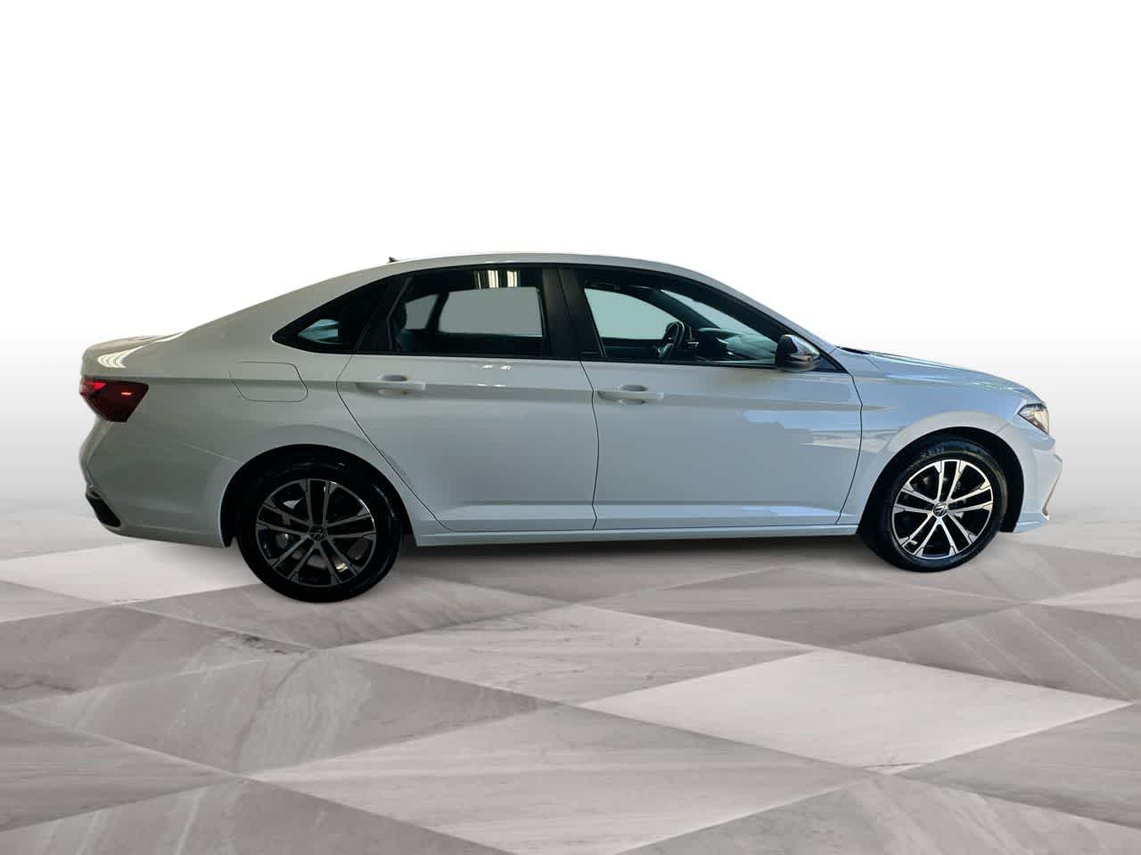 Thumbnail: 2025 Volkswagen Jetta - 9