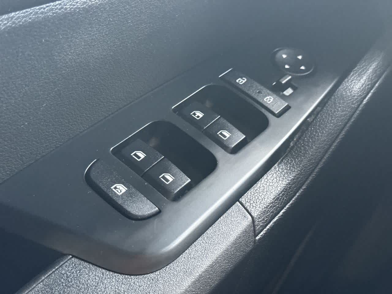 Thumbnail: 2023 Kia Sportage - 17