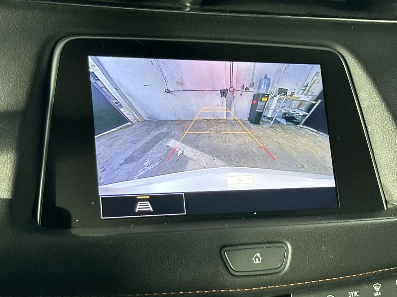 Thumbnail: 2023 Cadillac XT4 - 19