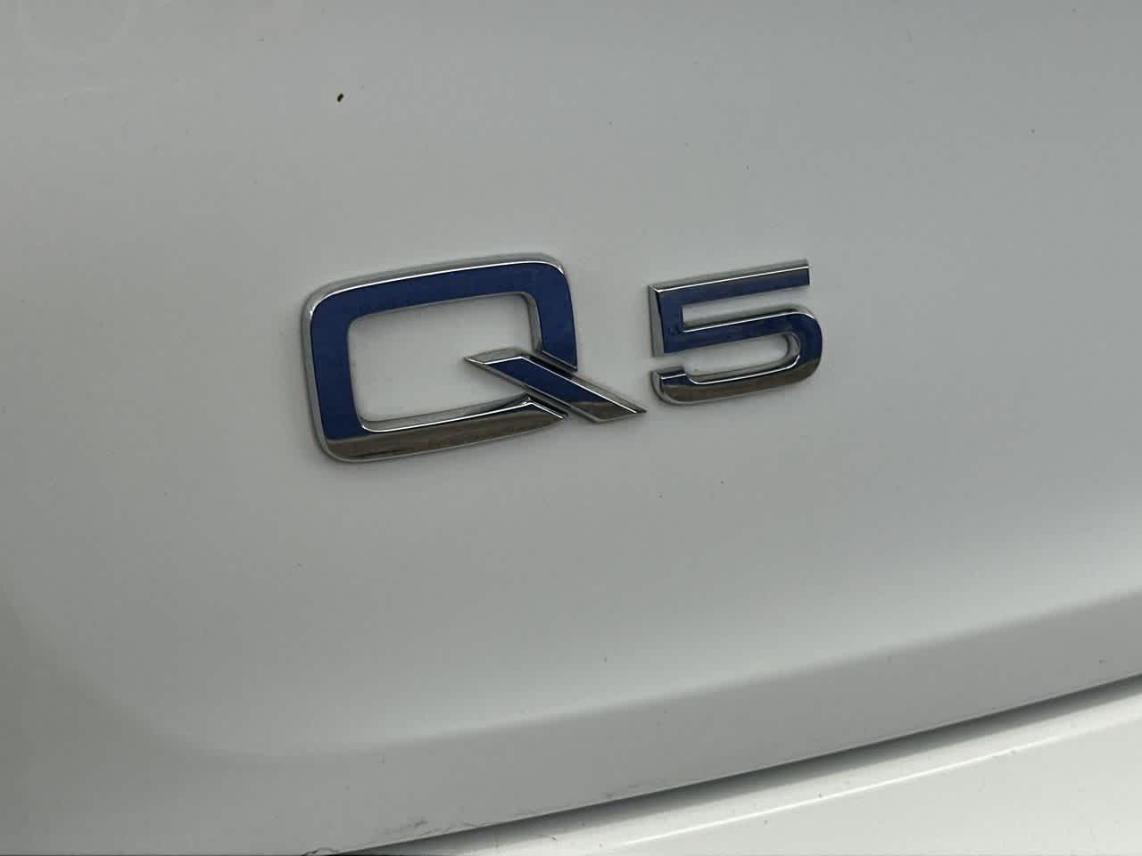 Thumbnail: 2024 Audi Q5 - 10