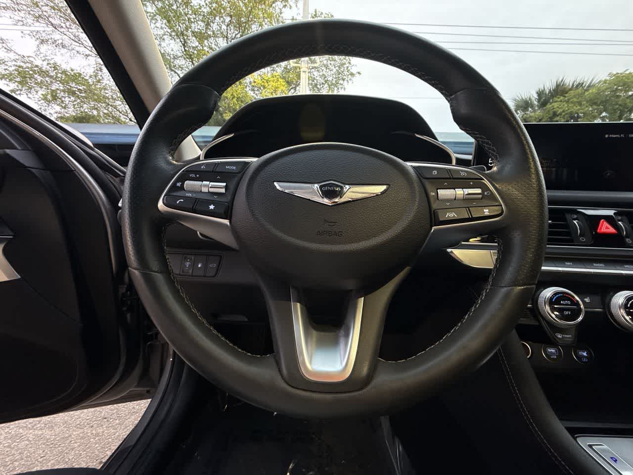 Thumbnail: 2023 Genesis G70 - 15