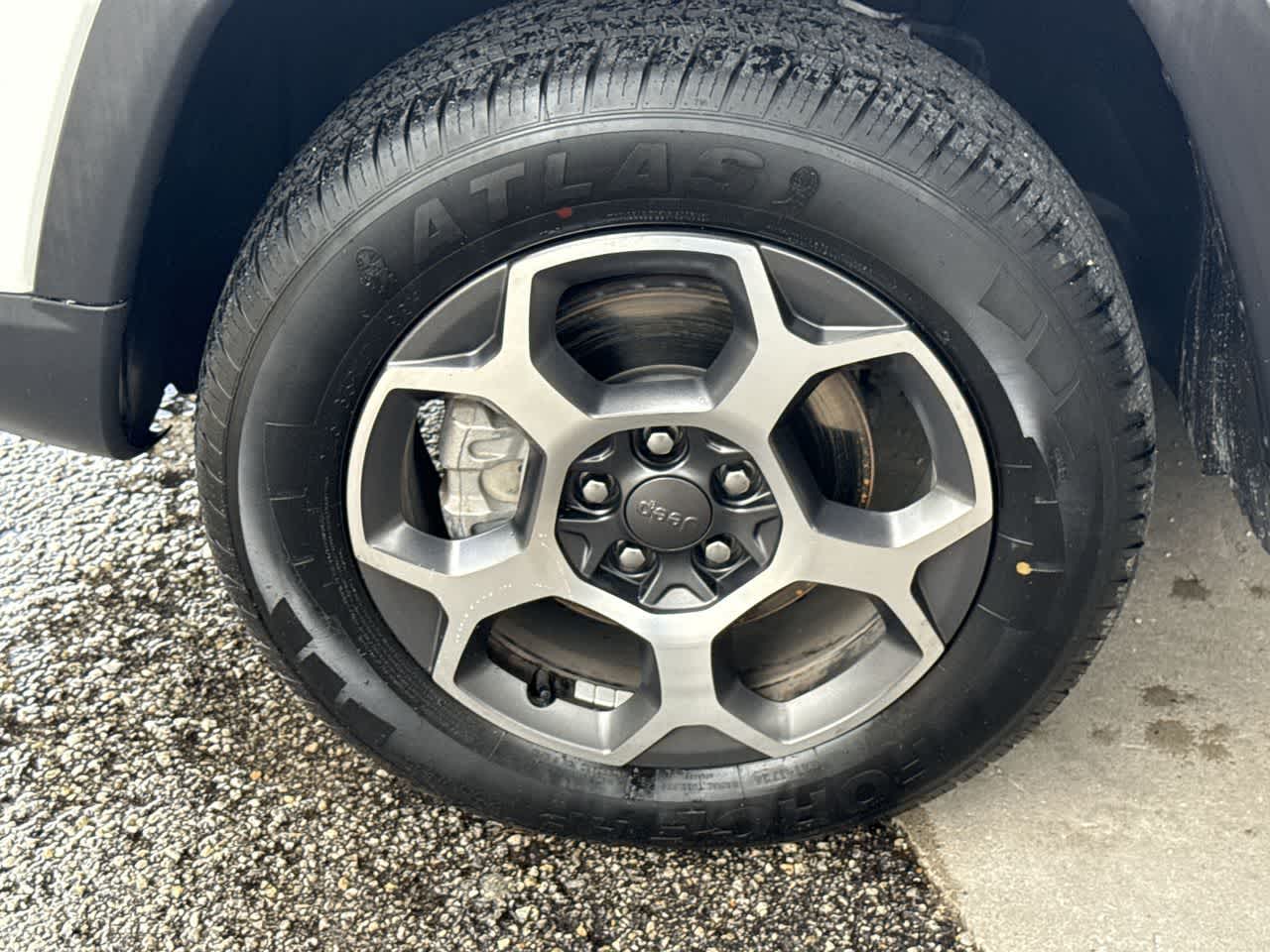 Thumbnail: 2022 Jeep Compass - 11