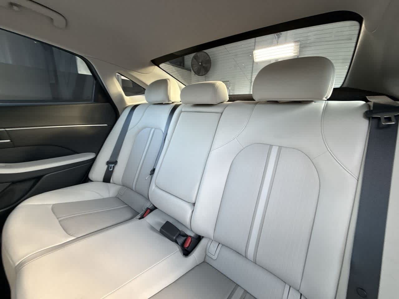 Thumbnail: 2022 Hyundai Sonata - 22