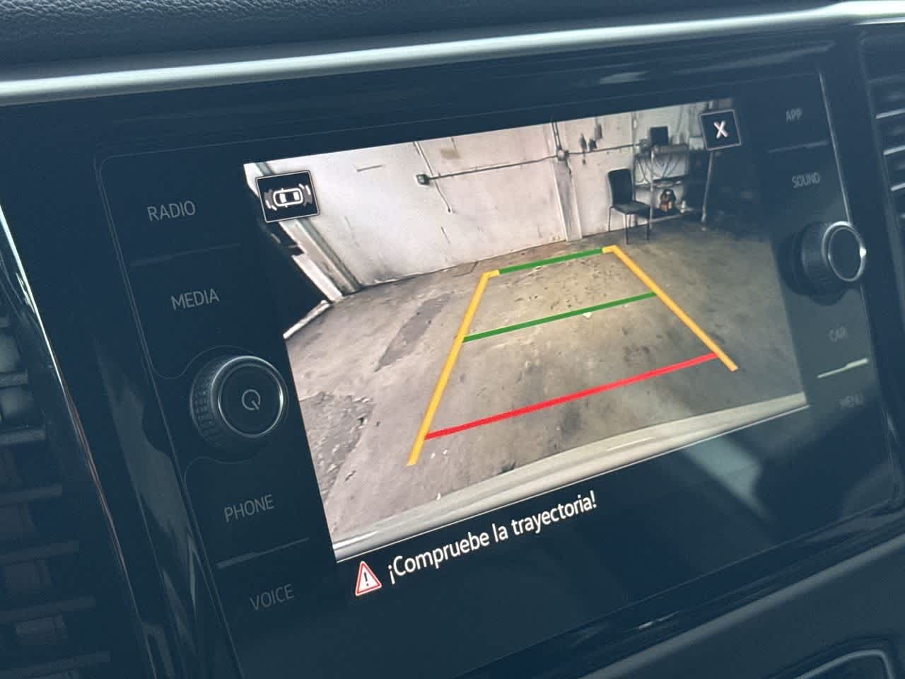 Thumbnail: 2023 Volkswagen Atlas - 19