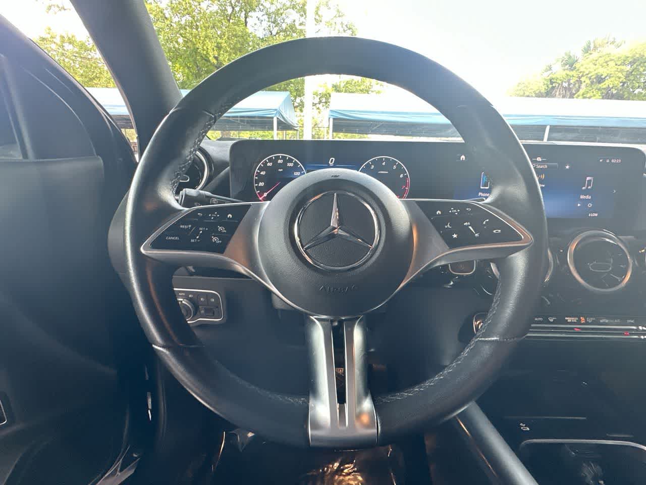 Thumbnail: 2025 Mercedes-Benz GLA - 15