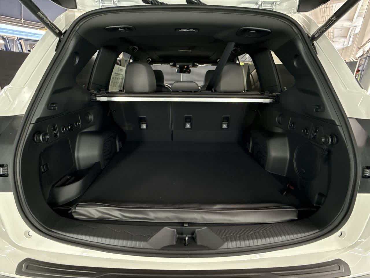 Thumbnail: 2025 Subaru Forester - 25