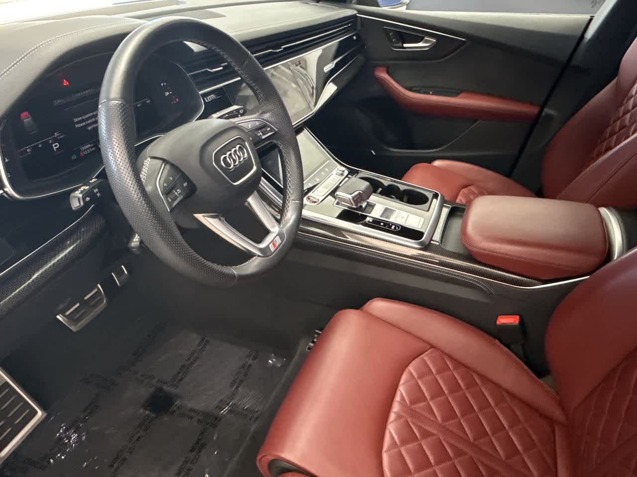 Thumbnail: 2023 Audi SQ8 - 13