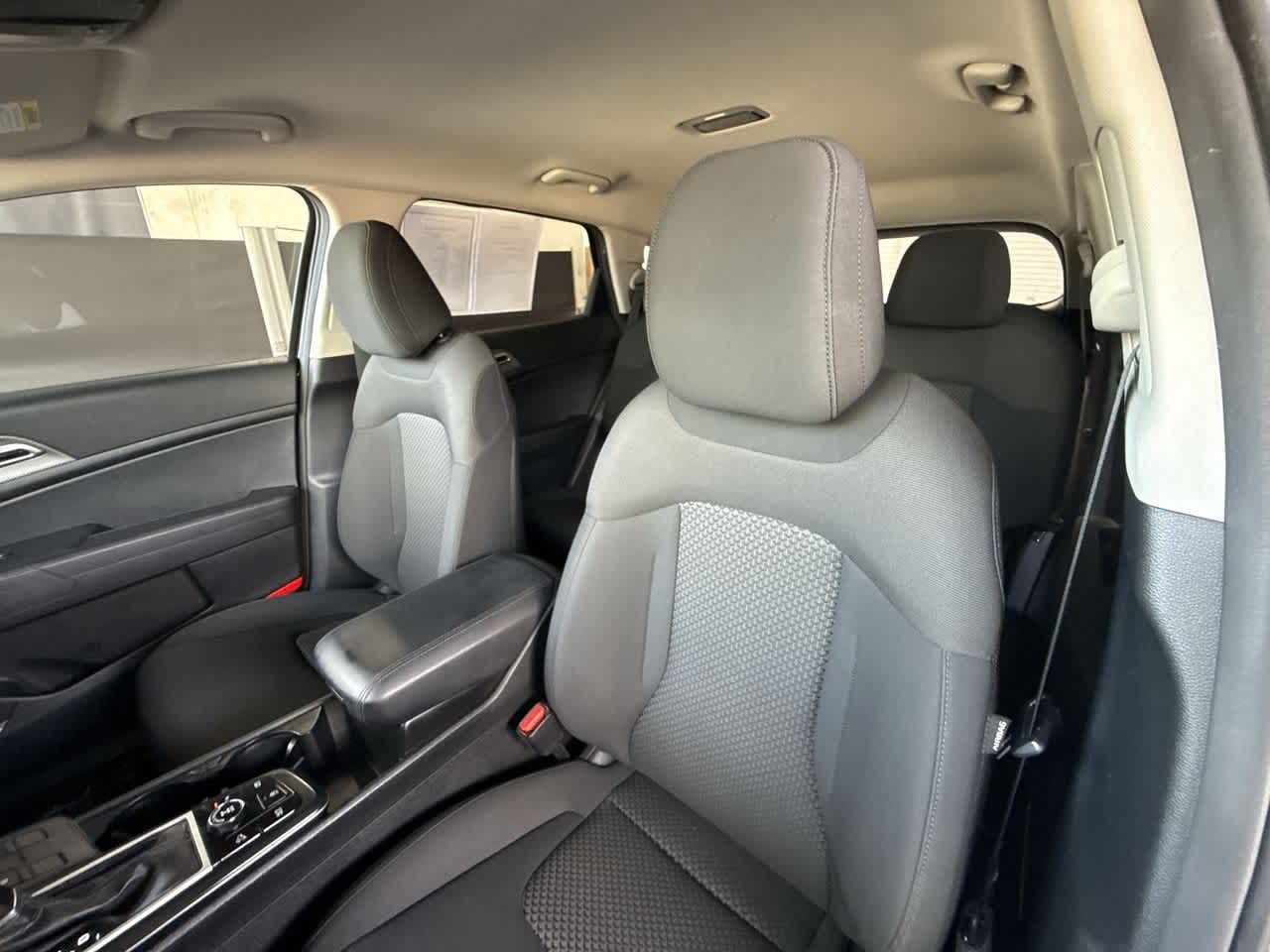 Thumbnail: 2023 Kia Sportage - 14