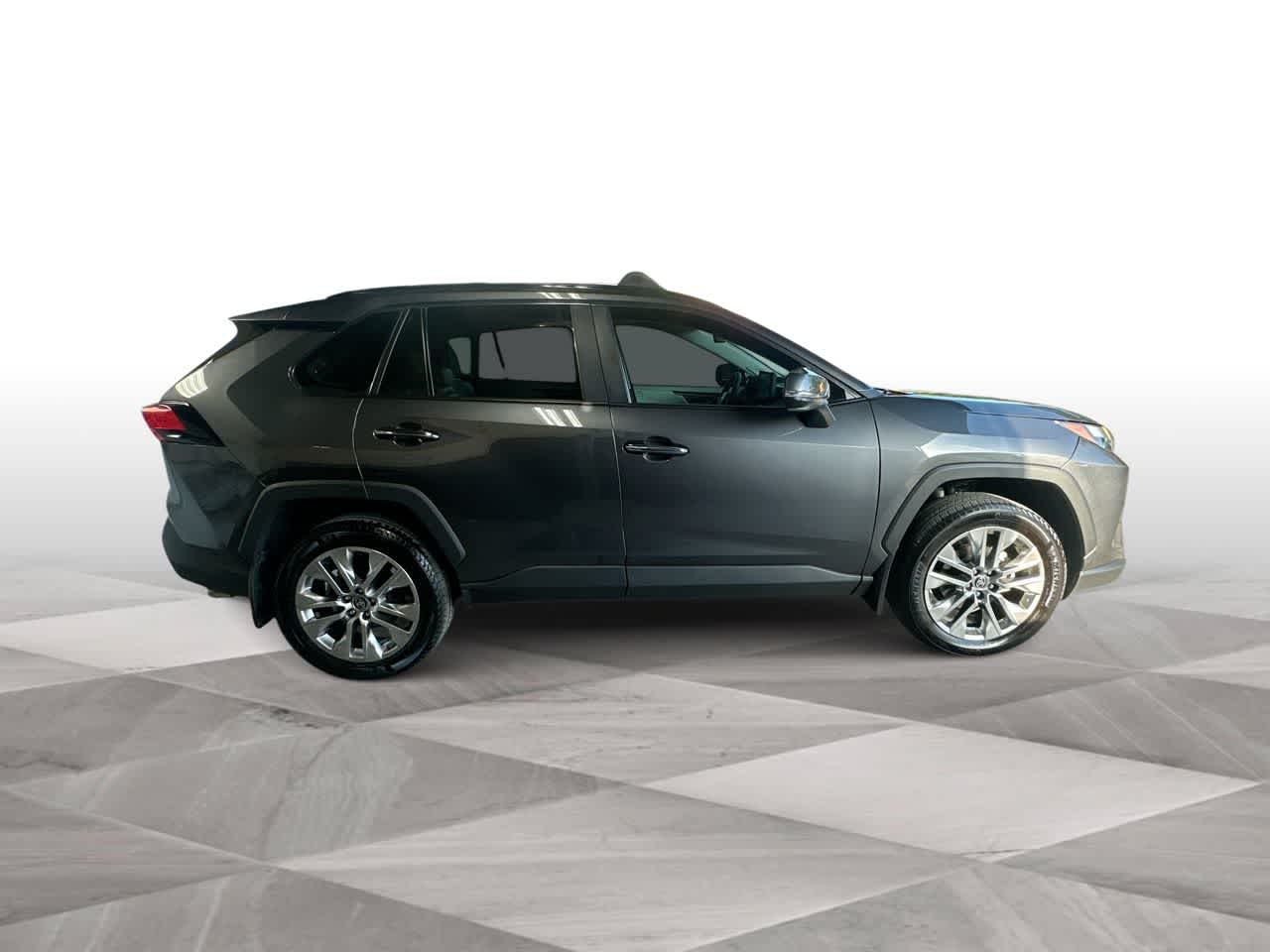 Thumbnail: 2025 Toyota RAV4 - 9
