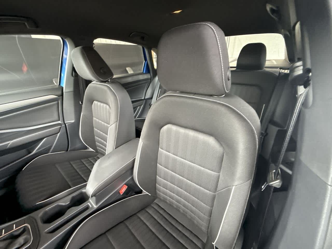 Thumbnail: 2023 Volkswagen Jetta - 14