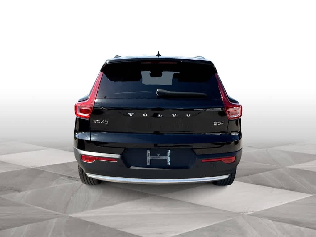 Thumbnail: 2024 Volvo XC40 - 7