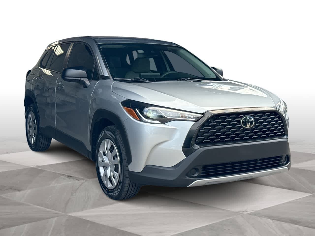 Thumbnail: 2022 Toyota Corolla Cross - 2