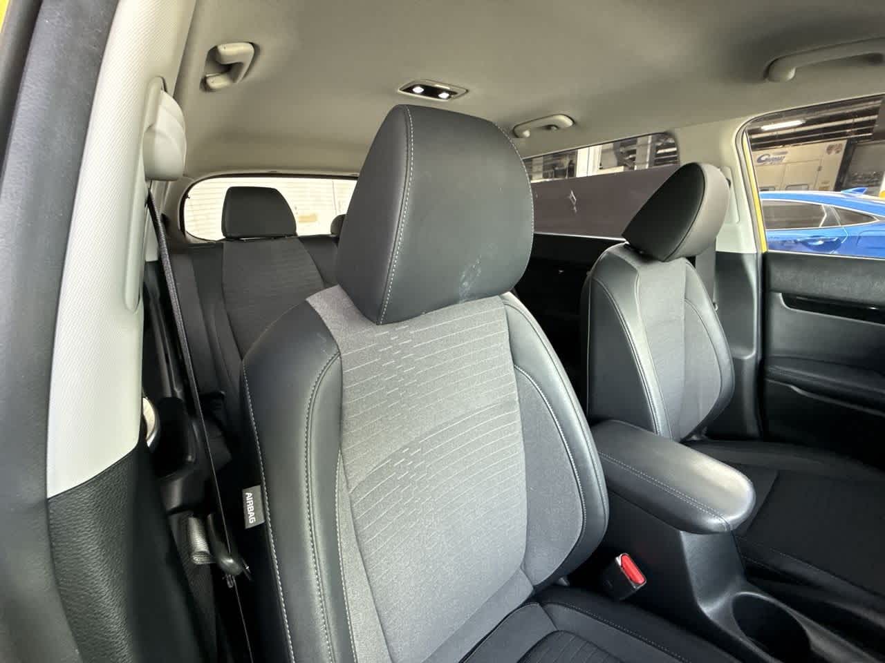 Thumbnail: 2023 Kia Seltos - 27