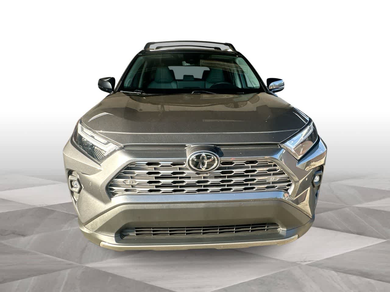 Thumbnail: 2025 Toyota RAV4 - 3