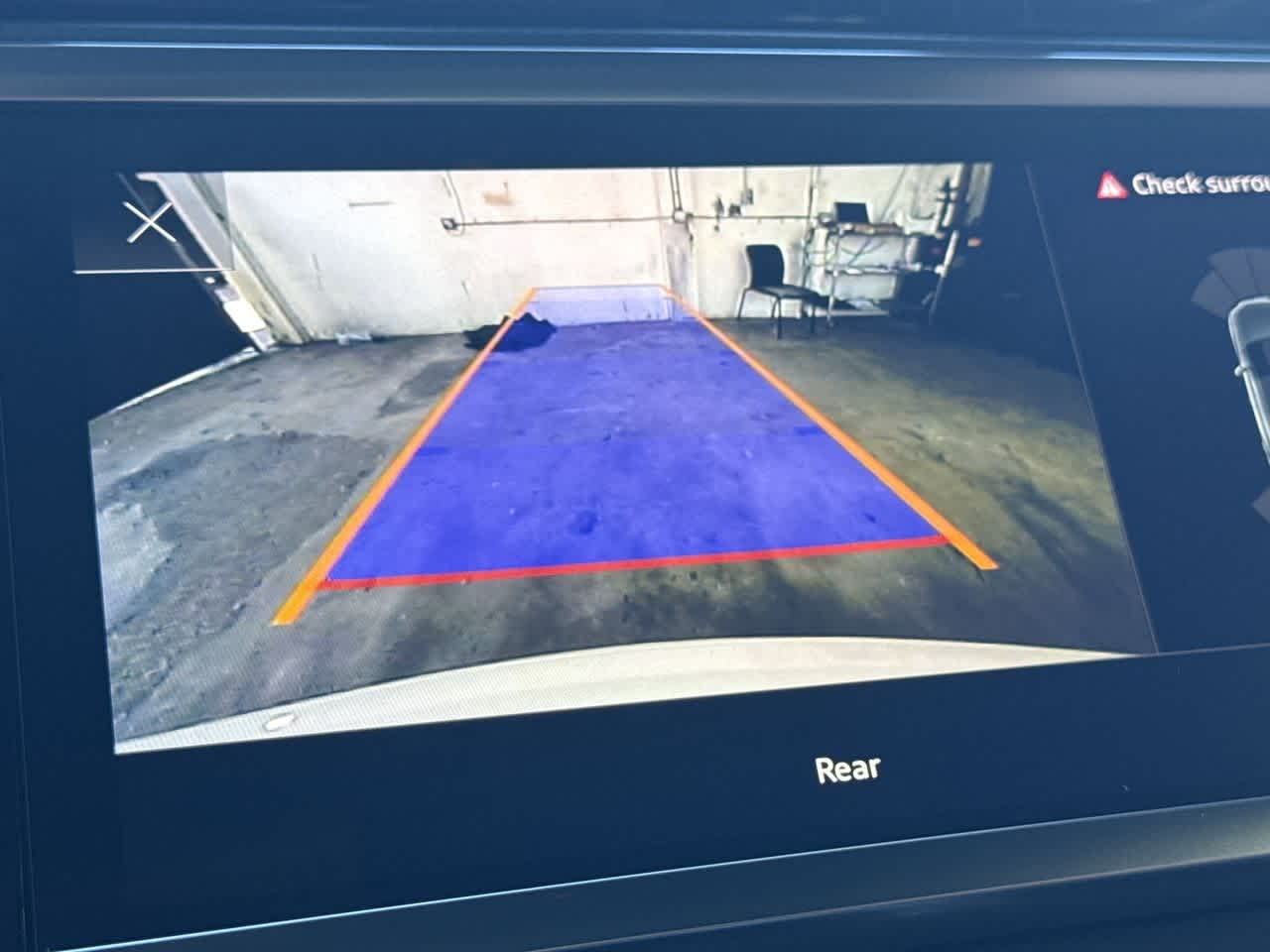 Thumbnail: 2024 Audi Q3 - 19