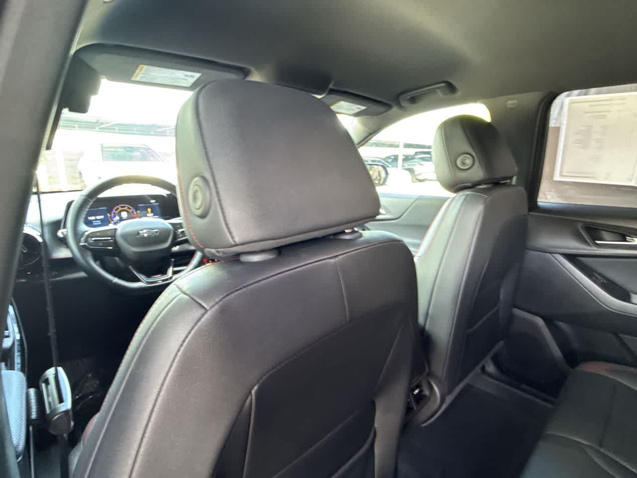 Thumbnail: 2026 Chevrolet Equinox - 23