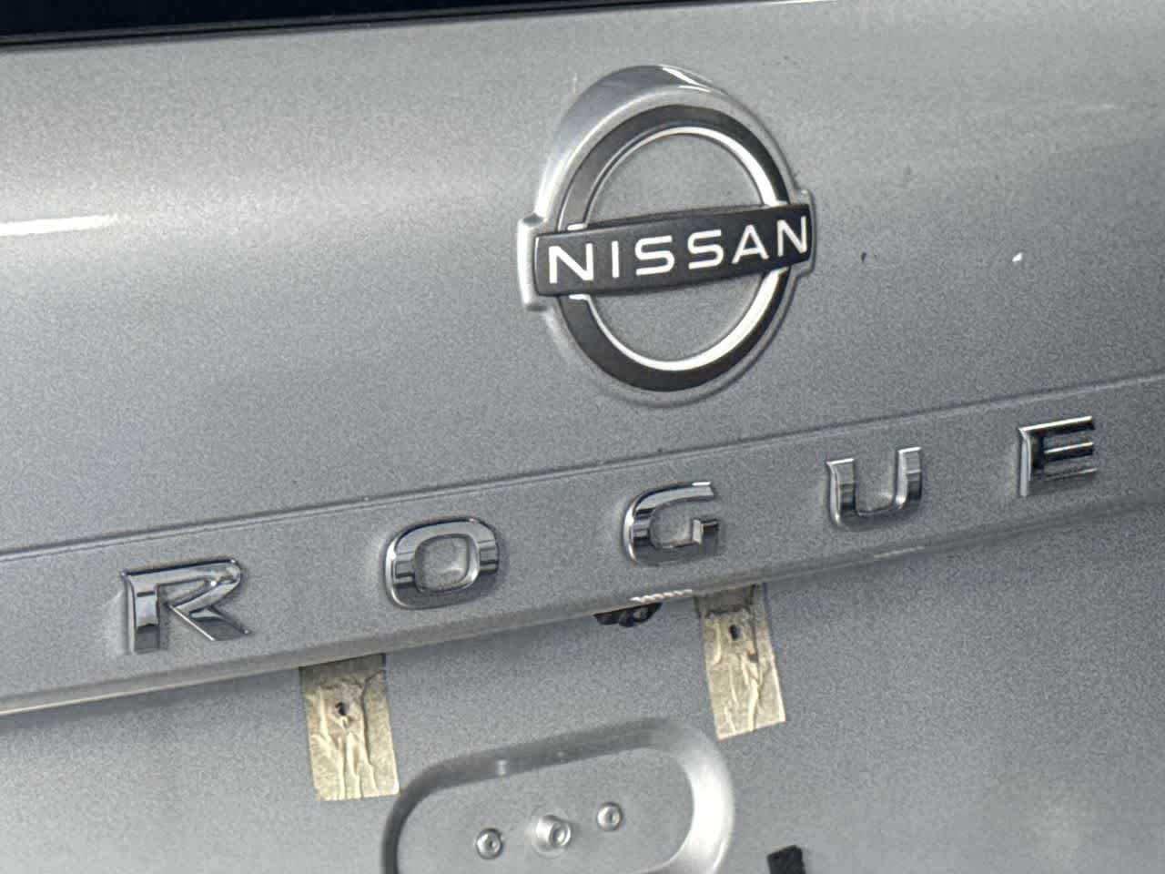 Thumbnail: 2022 Nissan Rogue - 10