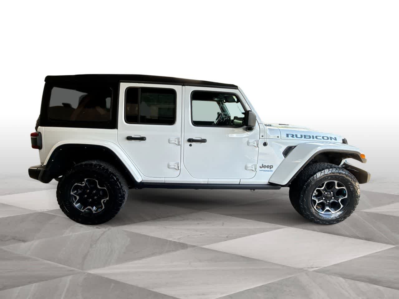 Thumbnail: 2022 Jeep Wrangler - 9