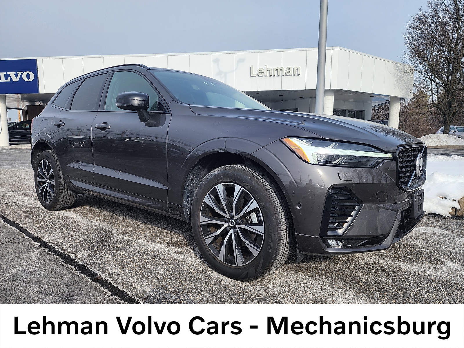 2025 Volvo XC60 B5 AWD Plus 