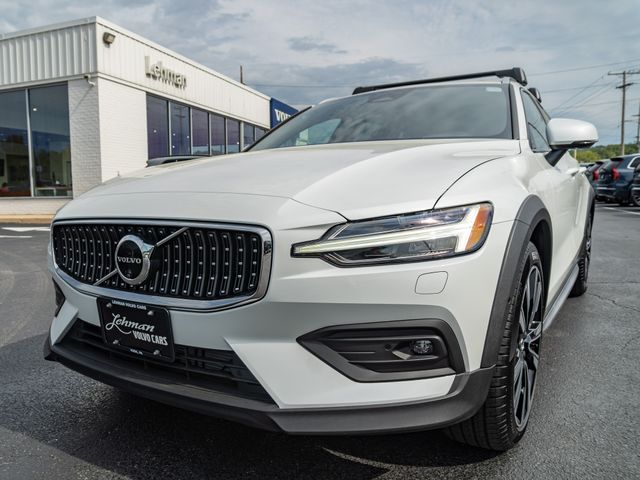 2026 Volvo V60 Cross Country Ultra - Photo 18