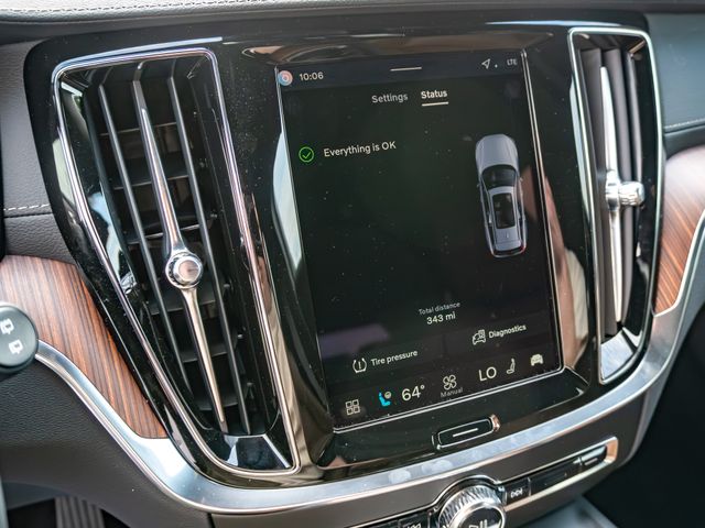 2026 Volvo V60 Cross Country Ultra - Photo 17