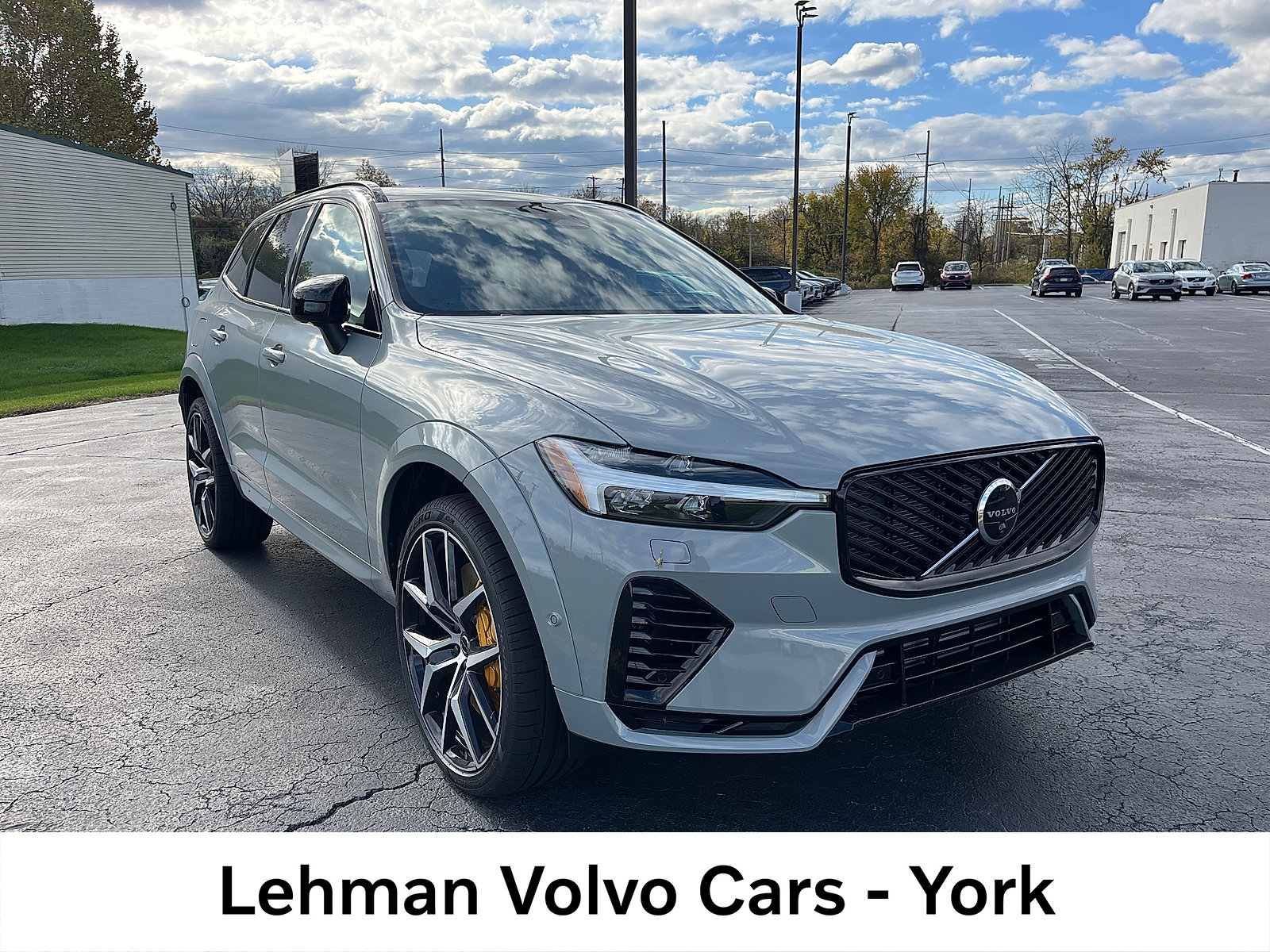 2026 Volvo XC60 plug-in hybrid SUV 