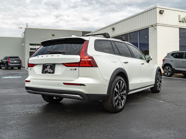 2026 Volvo V60 Cross Country Ultra - Photo 13