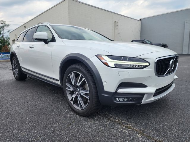 2020 Volvo V90 Cross Country Wagon 
