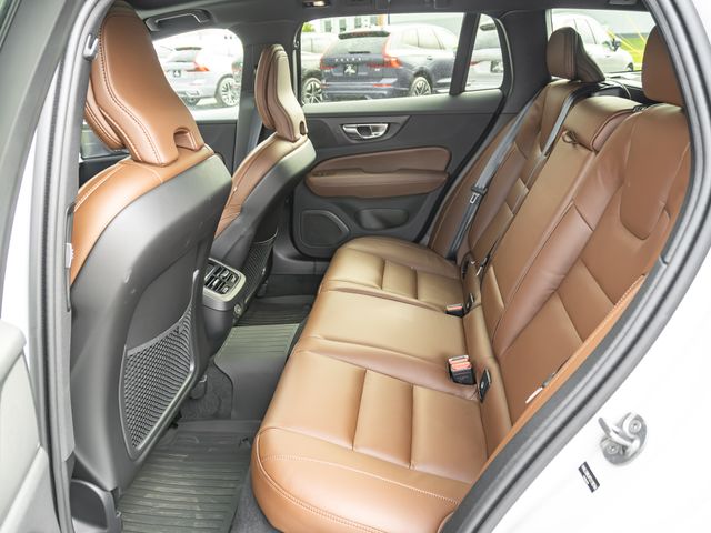 2026 Volvo V60 Cross Country Ultra - Photo 10