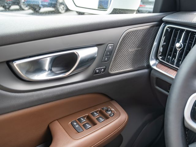 2026 Volvo V60 Cross Country Ultra - Photo 15