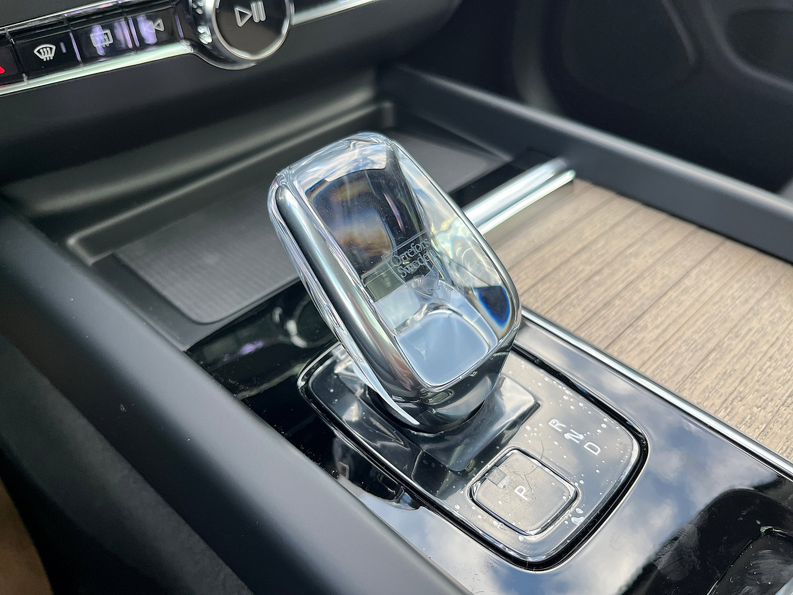 2026 Volvo XC60 Plus - Photo 12