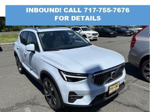 2025 Volvo XC40 B5 Ultra Bright AWD's photo