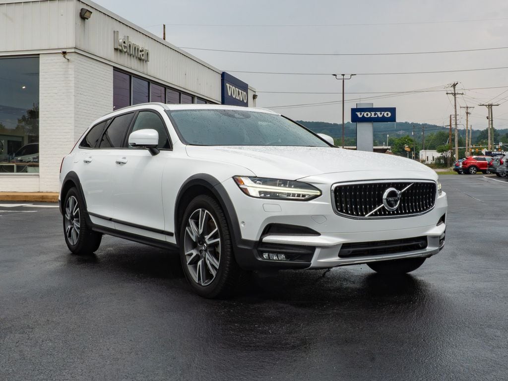 2020 Volvo V90 Cross Country Wagon 