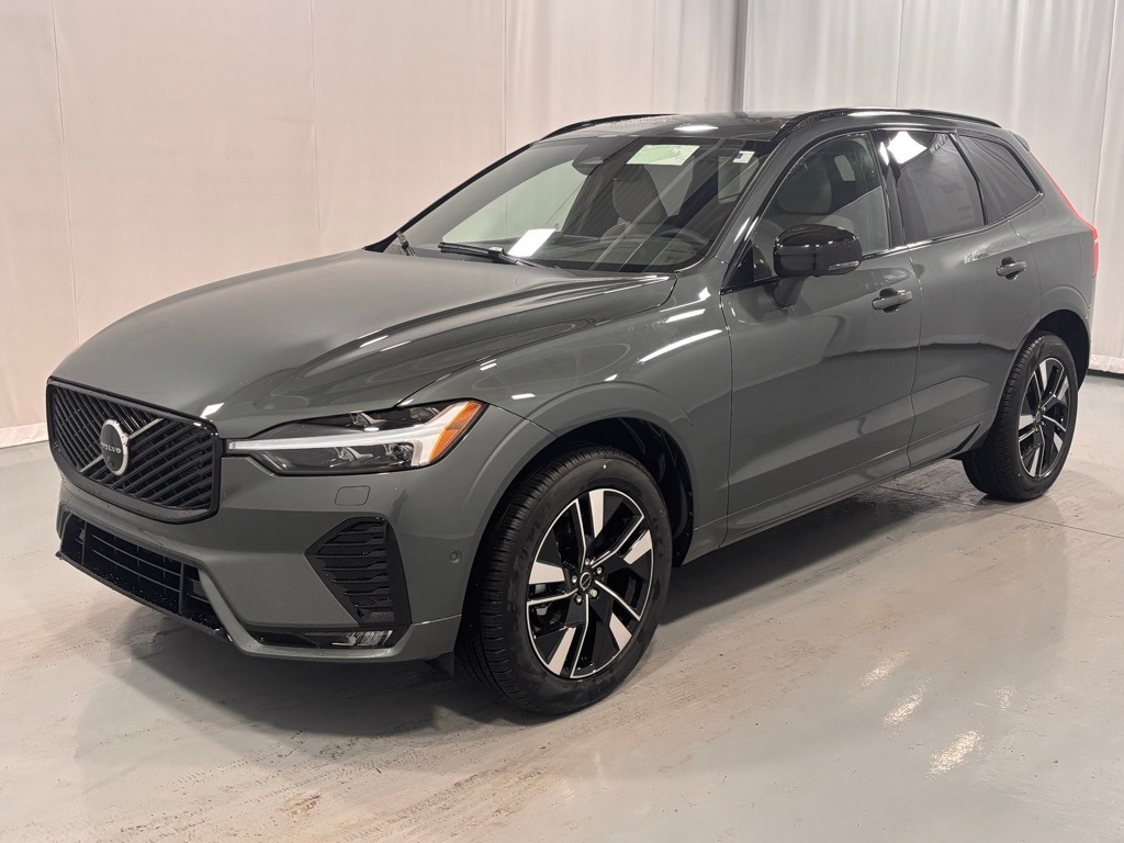 New 2026 Volvo XC60 B5 Plus SUV
