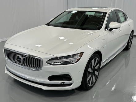 2024 Volvo S90 plug-in hybrid T8 Ultimate Sedan