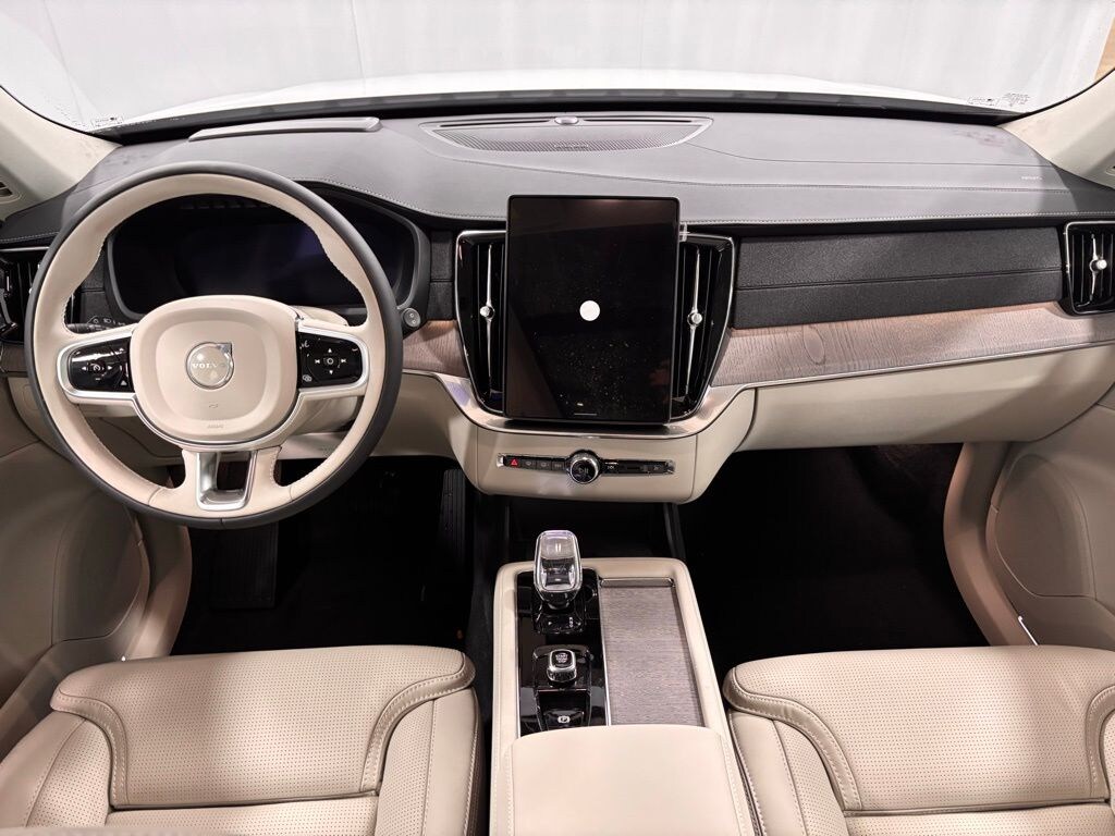 New 2026 Volvo XC90 B6 Ultra 7-Seater SUV