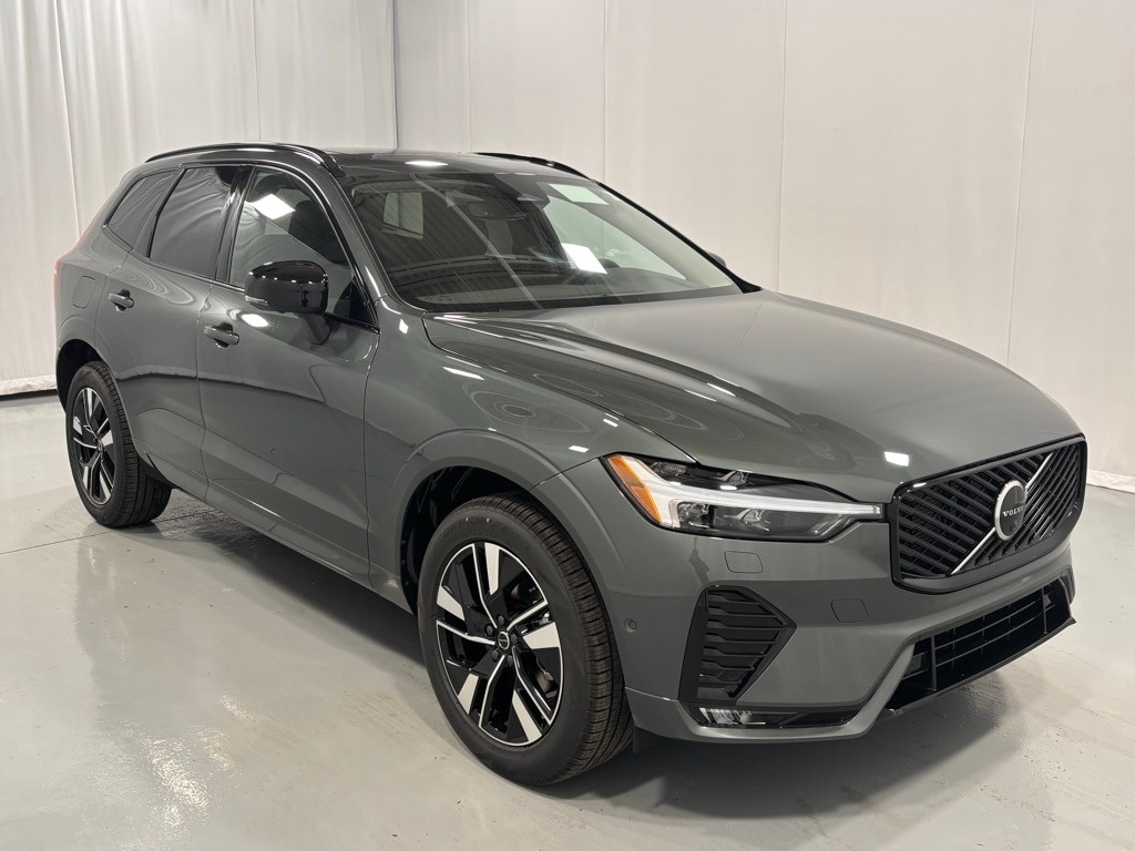 New 2026 Volvo XC60 B5 Plus SUV
