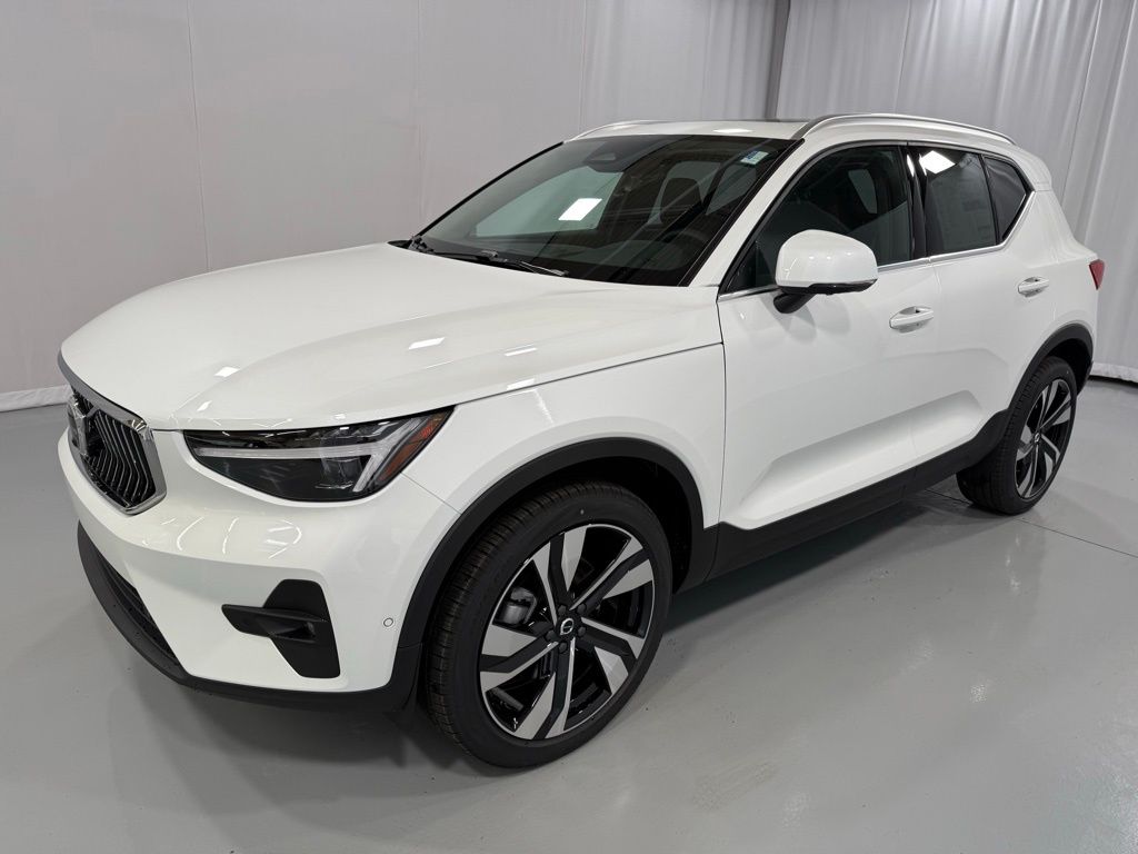 2025 Volvo XC40 Ultra