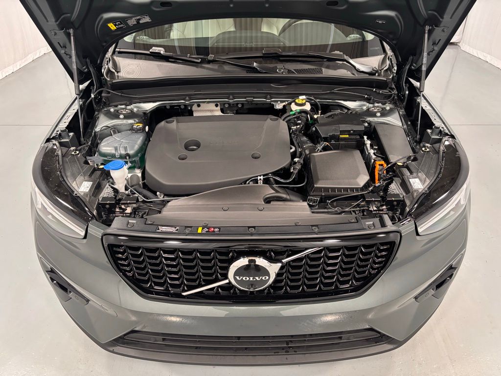 2026 Volvo XC40 Ultra - Photo 23