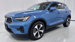 Used 2025 Volvo XC40 B5 Plus Bright Theme SUV YV4L12UE5S2584847 near Cleveland