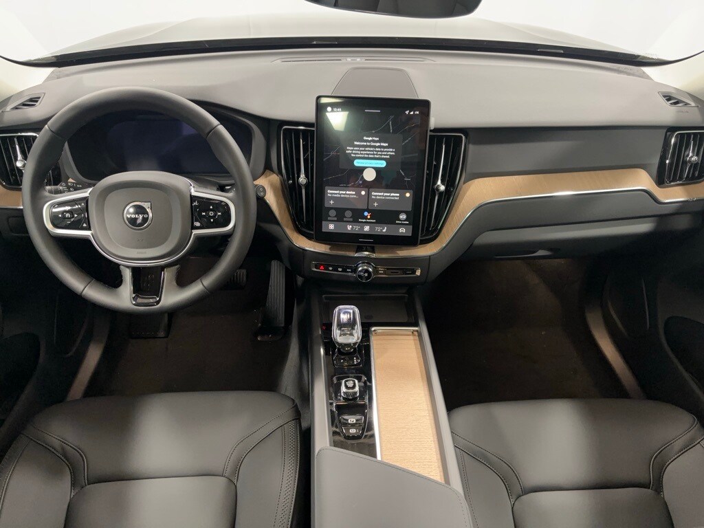 New 2026 Volvo XC60 B5 Plus SUV