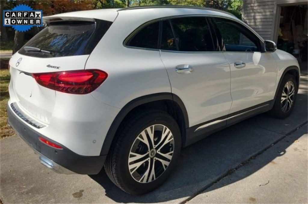 2025 Mercedes Benz GLA 250 4MATIC photo 2